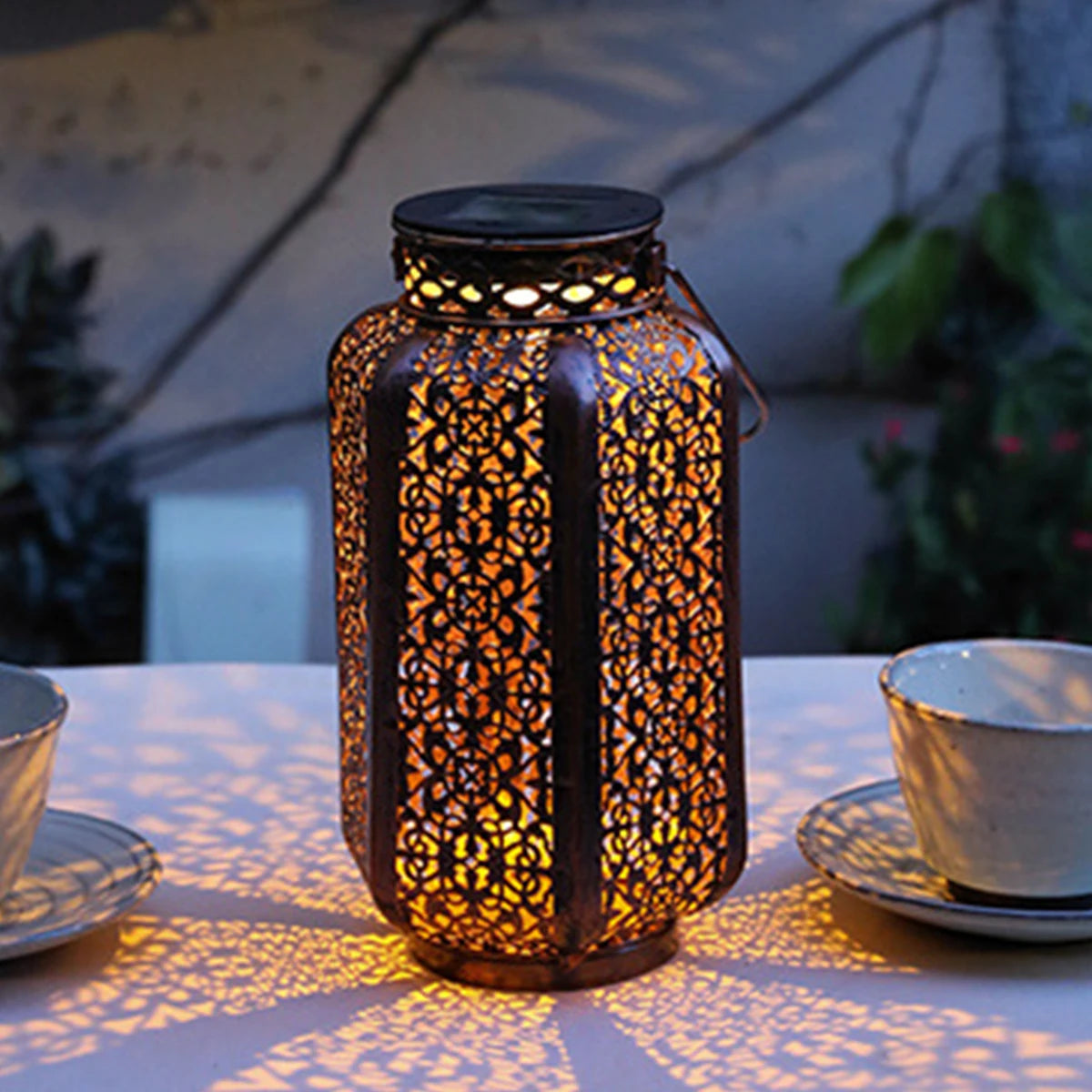 Led Solar Hanging Lantern Hanging Solar Lantern Retro Iron Art Lantern Decorative Outdoor Waterproof Garden Yard Lawn Lights